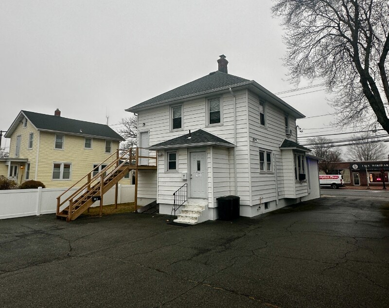 166 Higbie Ln, West Islip, NY for sale Building Photo- Image 1 of 1