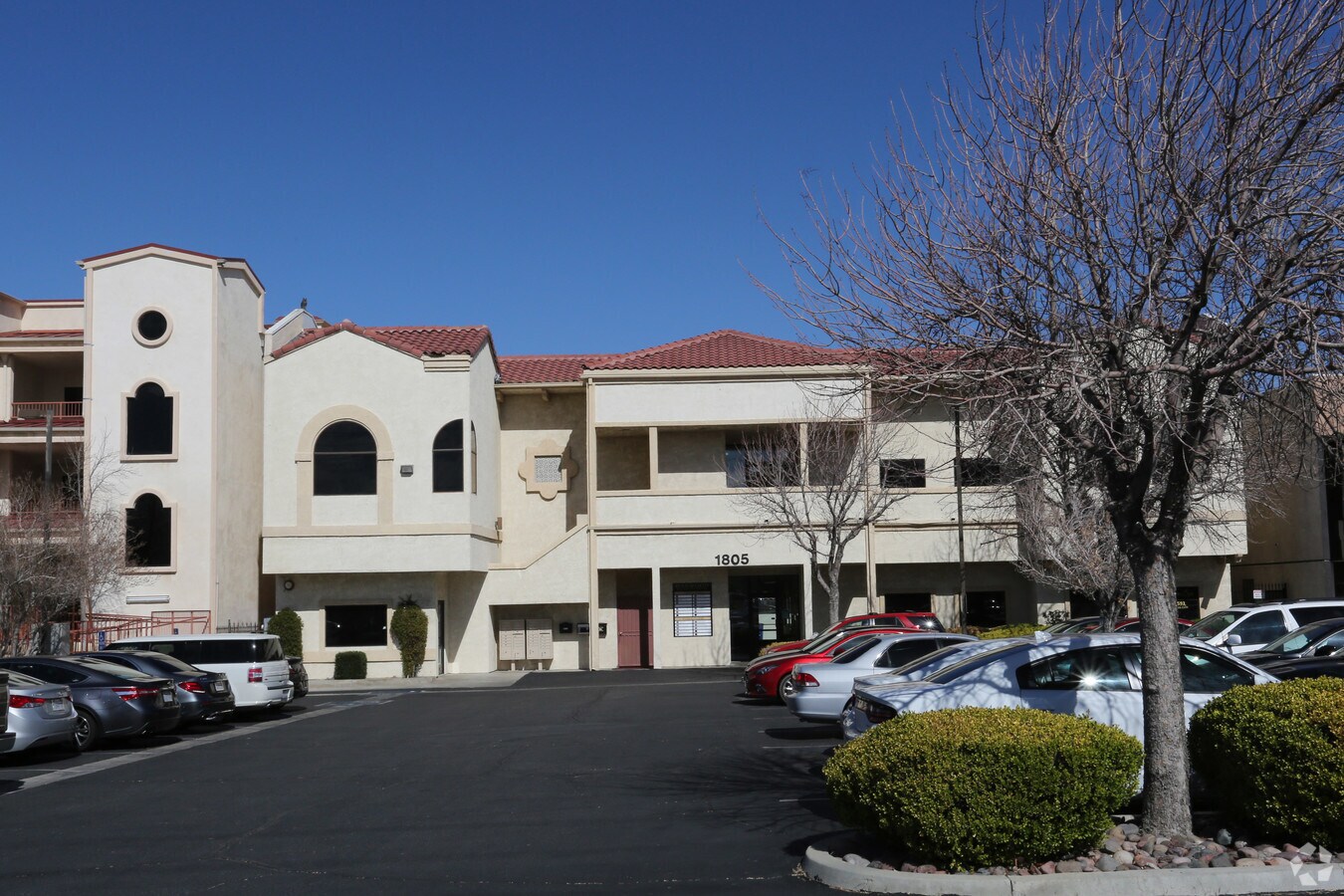 1805 W Avenue K, Lancaster, CA 93534