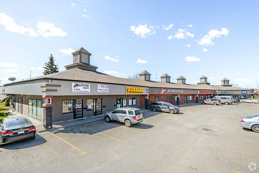 17523 100th Ave, Edmonton, AB for sale - Primary Photo - Image 1 of 1