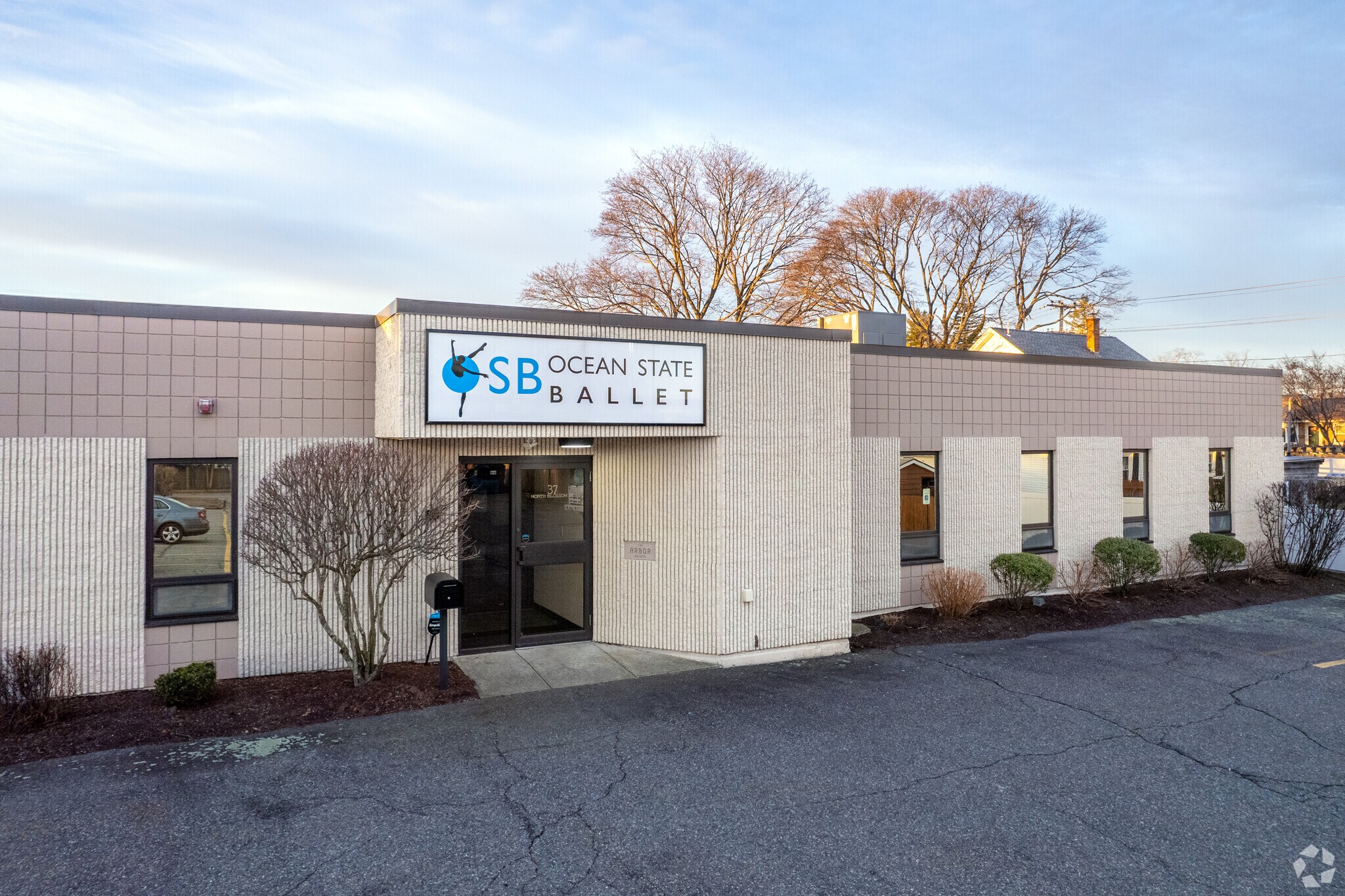 37 N Blossom St, East Providence, RI for sale Primary Photo- Image 1 of 1