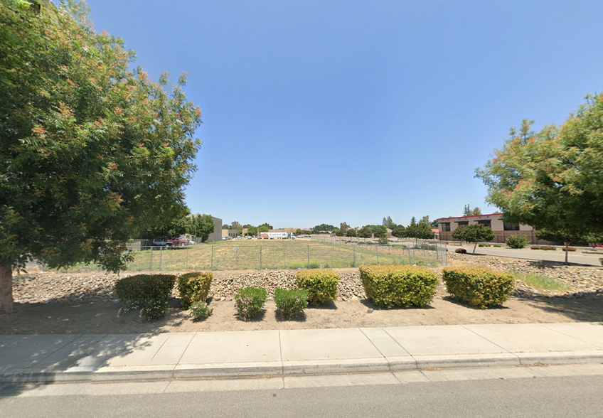 3025 Hatch Rd, Modesto, CA for sale - Other - Image 1 of 1