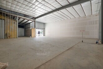 1009 E 4th St, Lampasas, TX for lease Building Photo- Image 2 of 5