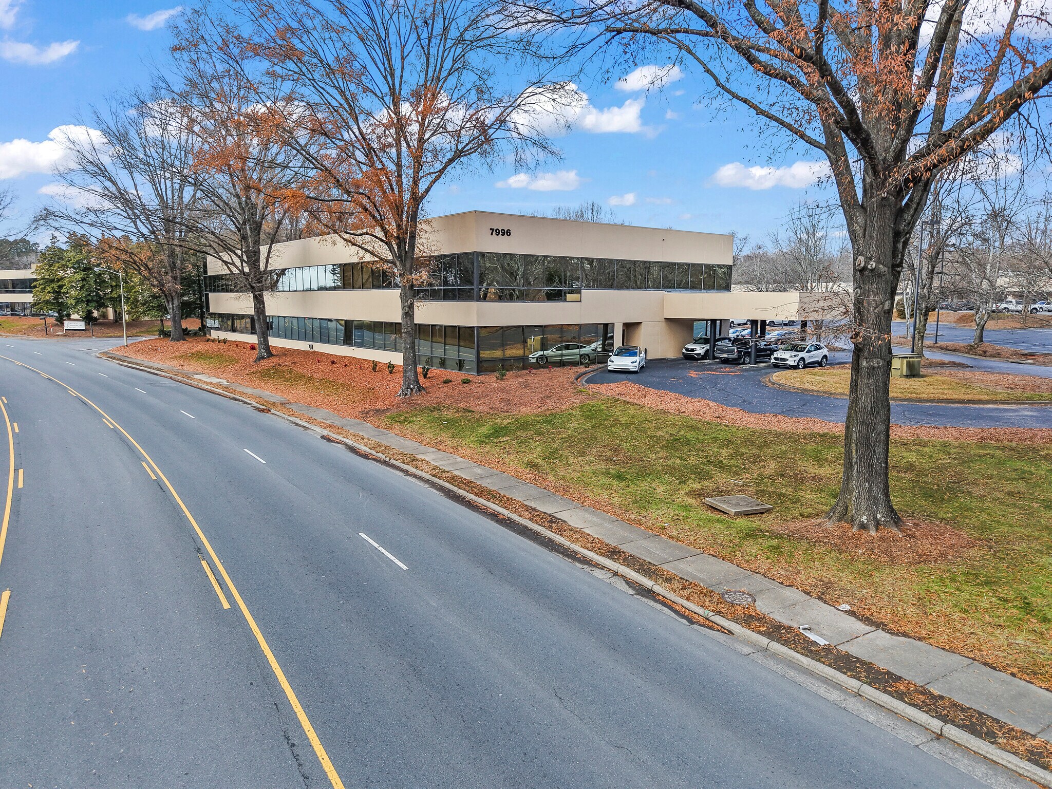 7996 North Point Blvd, Winston-Salem, NC for lease Building Photo- Image 1 of 4