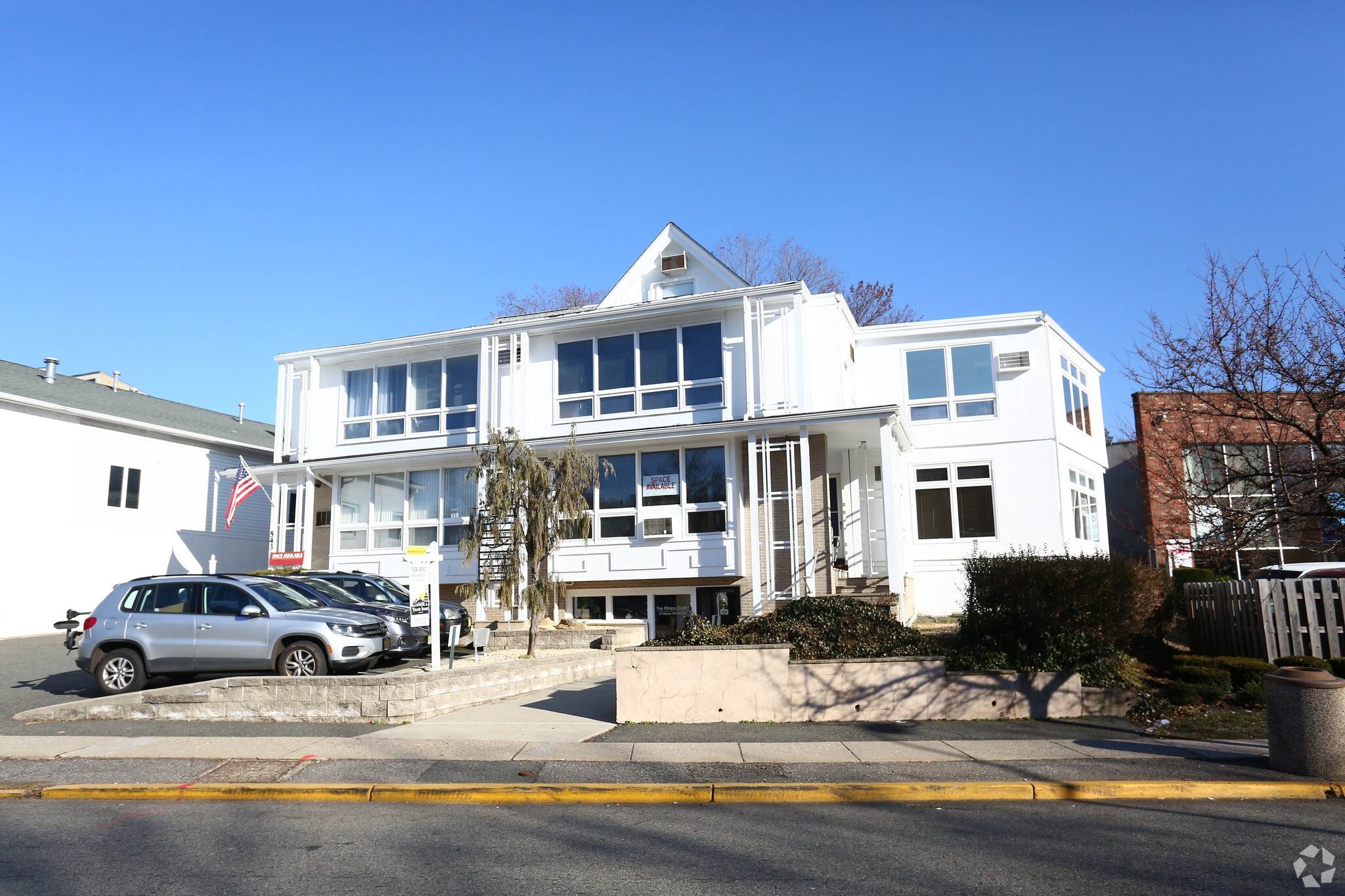 543 Valley Rd, Upper Montclair, NJ for lease Primary Photo- Image 1 of 6