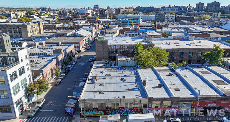 342 Ten Eyck St, Brooklyn, NY for sale - Building Photo - Image 3 of 5