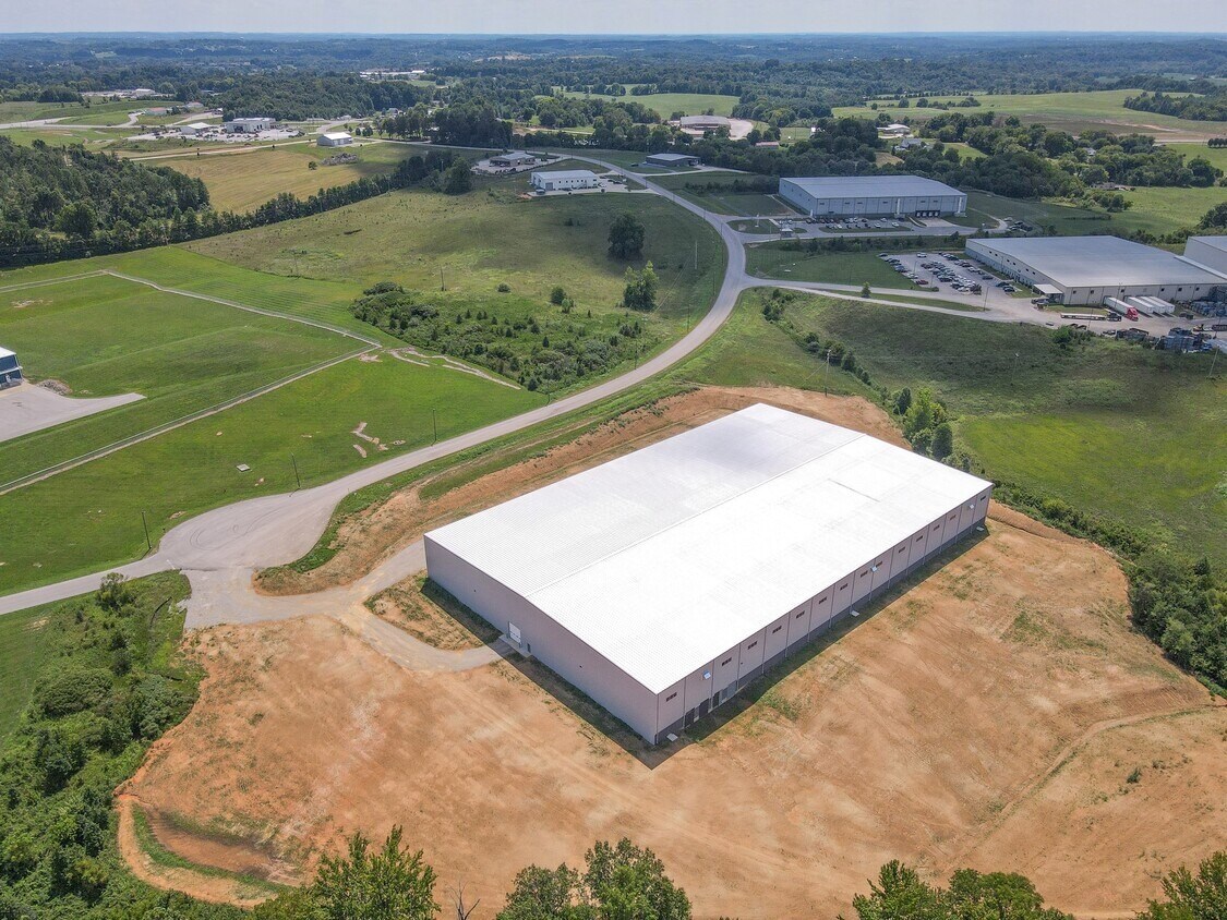 121 Carroll Knicely Dr, Glasgow, KY 42141