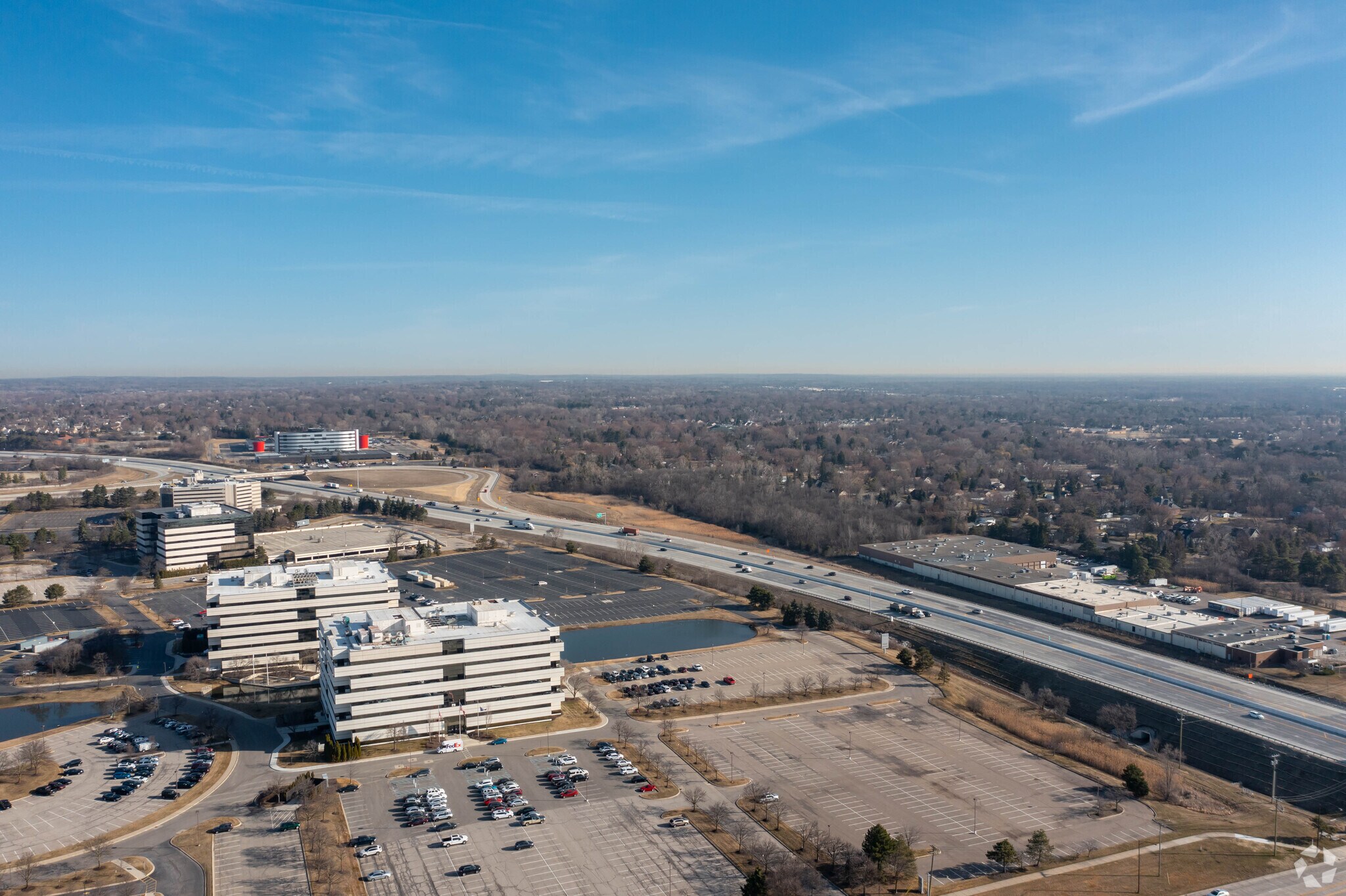 700 Tower Dr, Troy, MI 48098 North Troy Corporate Park