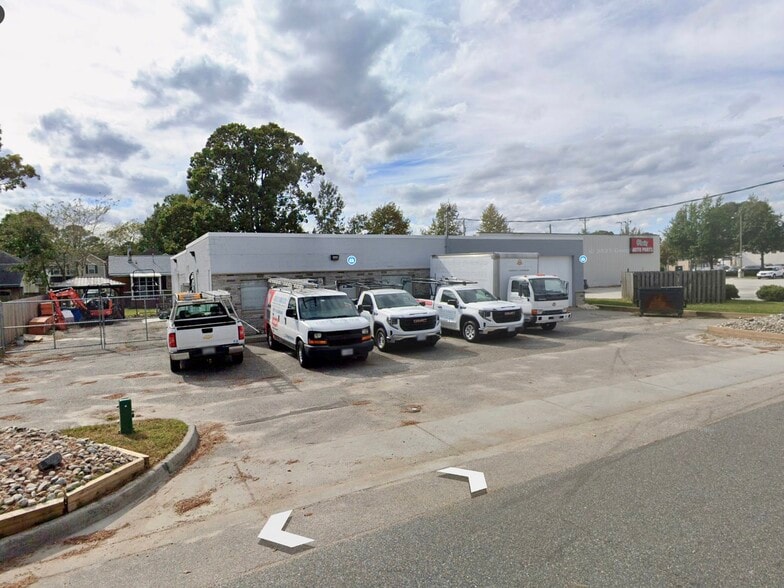 1911 Sparrow Rd, Chesapeake, VA for lease - Building Photo - Image 1 of 1