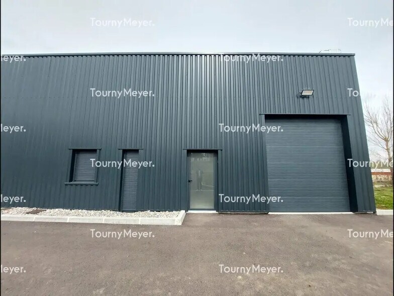 Flex in Sainte-Foy-d'Aigrefeuille for lease - Building Photo - Image 2 of 7