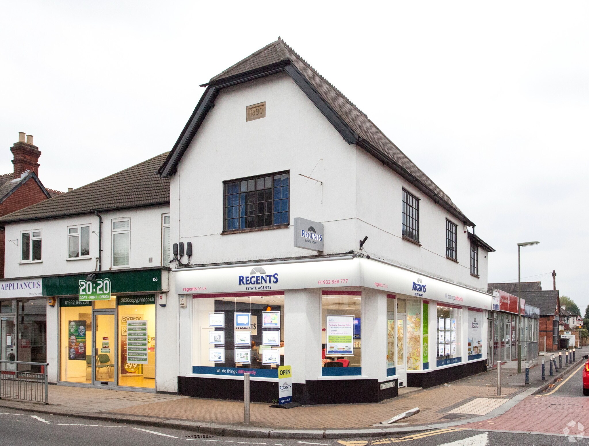 154 Station Rd, Addlestone for sale Primary Photo- Image 1 of 1