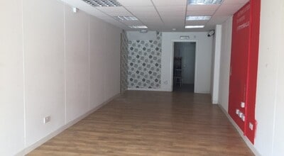 12 Douglas St, Milngavie for lease Interior Photo- Image 2 of 5