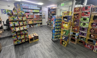 25 Church St, Eccles for lease Interior Photo- Image 2 of 3