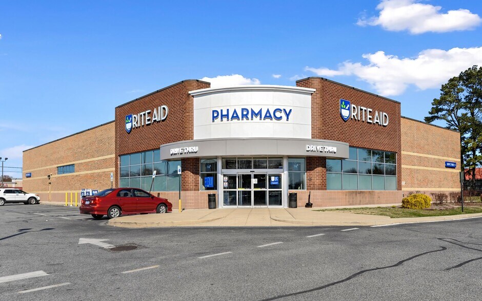 17072 S DuPont Hwy, Harrington, DE for sale - Building Photo - Image 1 of 1