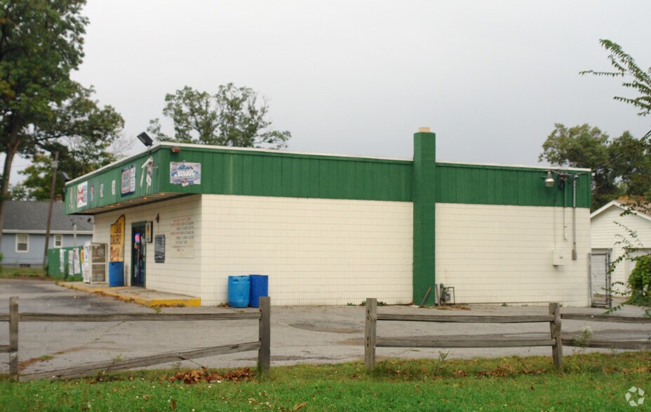 1129 A State Line Rd, Niles, MI for sale - Primary Photo - Image 1 of 1