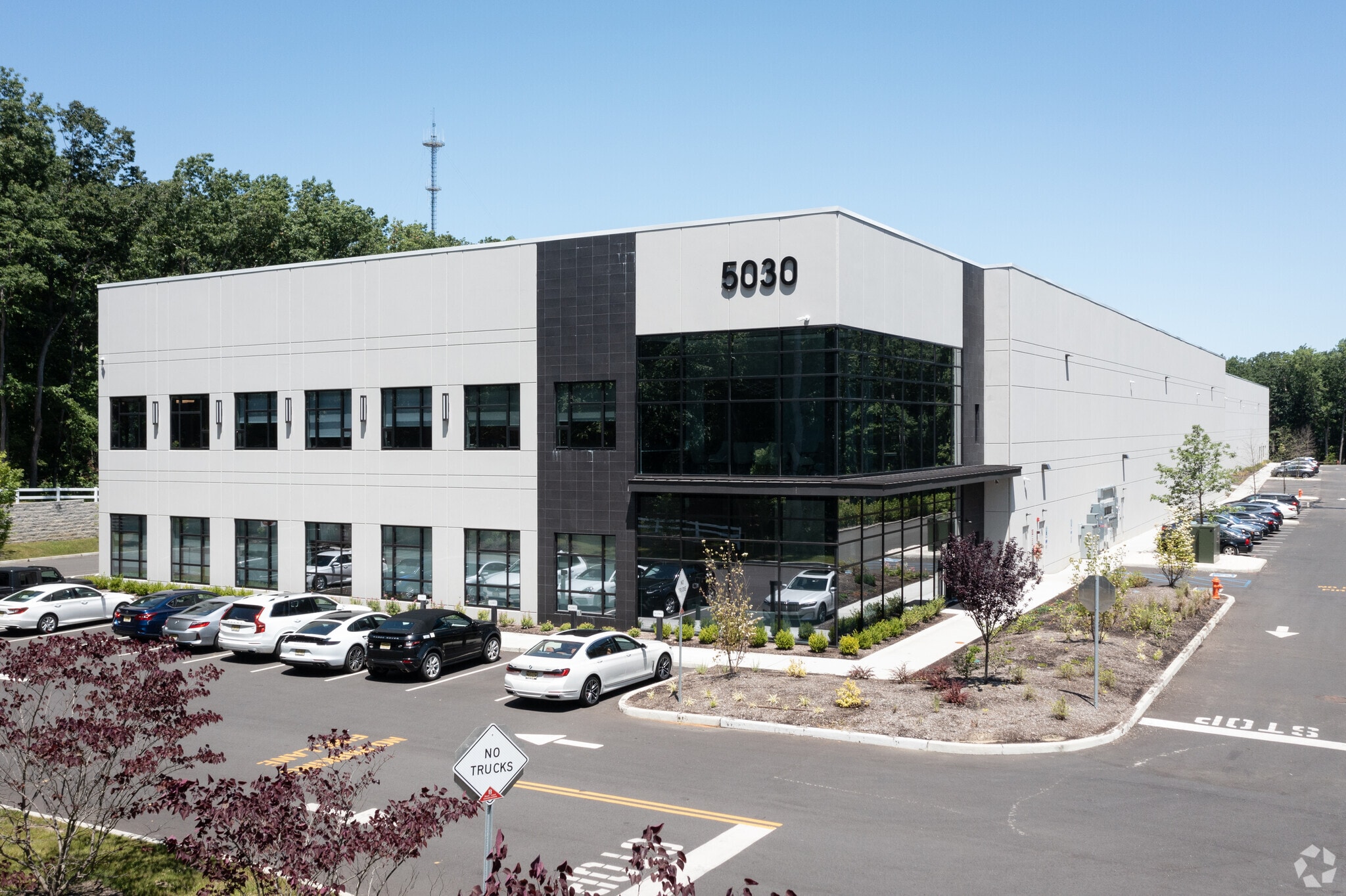 5030 Shafto Rd, Tinton Falls, NJ for lease Primary Photo- Image 1 of 6