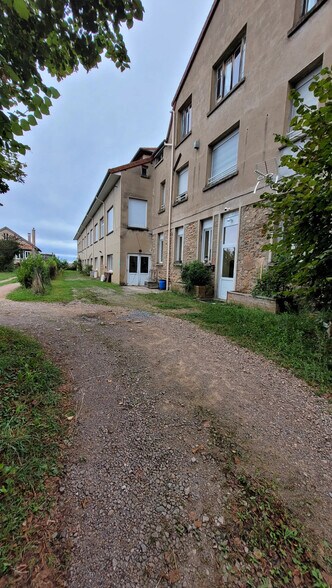 Office in Thizy-les-Bourgs for sale - Building Photo - Image 2 of 7