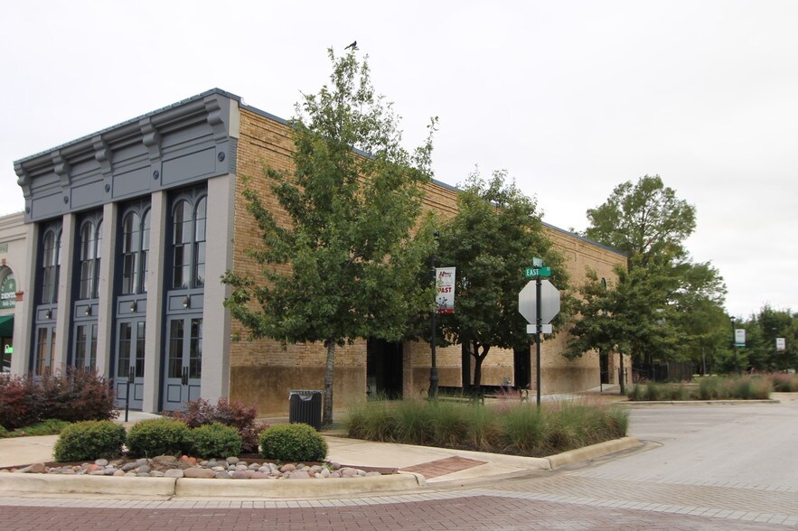 117 East St, Hutto, TX for sale - Primary Photo - Image 1 of 1
