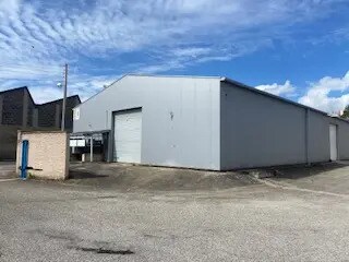 Flex in Vénissieux for lease - Building Photo - Image 1 of 6