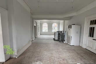 Market Sq, Petworth for lease Interior Photo- Image 1 of 4