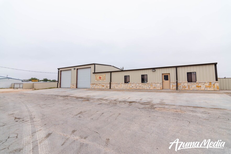 1425 3rd St, Big Lake, TX for sale - Primary Photo - Image 1 of 1