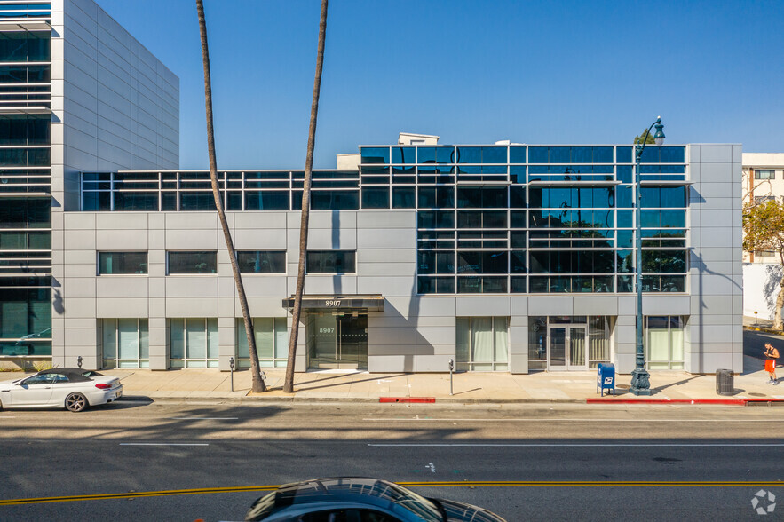 8901-8907 Wilshire Blvd, Beverly Hills, CA for lease - Building Photo - Image 2 of 4