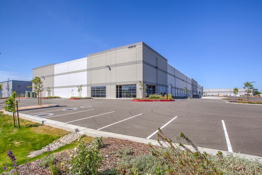 3613 Zephyr Ct, Stockton, CA for sale - Building Photo - Image 1 of 1