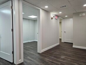 145 Rochdale Dr S, Rochester Hills, MI for lease Interior Photo- Image 2 of 3