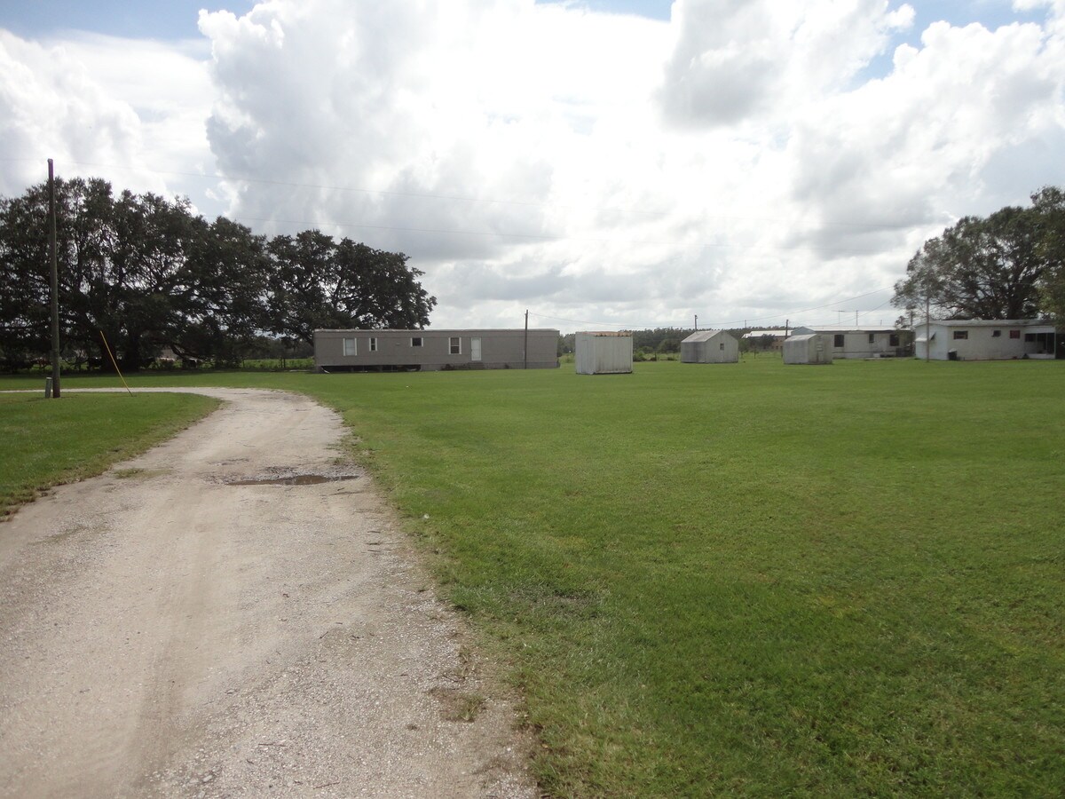 1981 Ham Brown Rd, Kissimmee, FL 34746