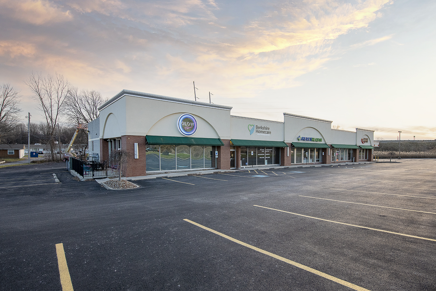 39245-39293 Center Ridge Rd, North Ridgeville, OH for sale Building Photo- Image 1 of 1