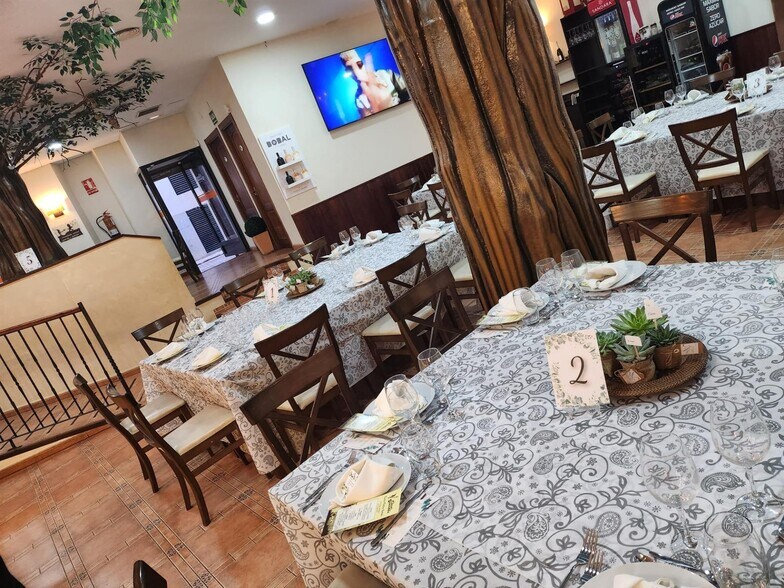 Retail in Alzira for lease - Building Photo - Image 3 of 14