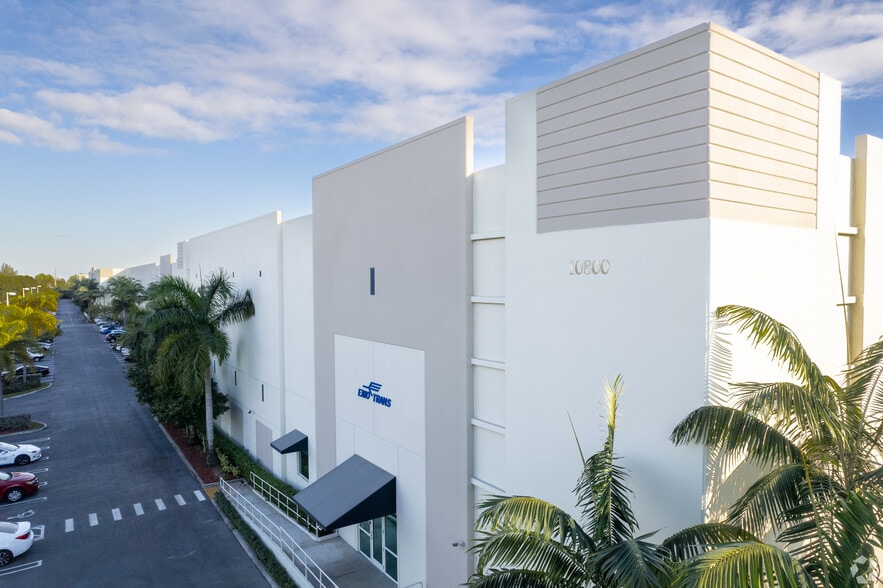 10800 NW 106th St, Miami, FL for lease - Building Photo - Image 1 of 6