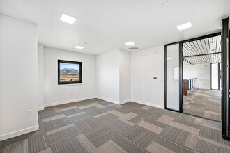 4376 Forestdale Dr, Park City, UT for lease Interior Photo- Image 1 of 3