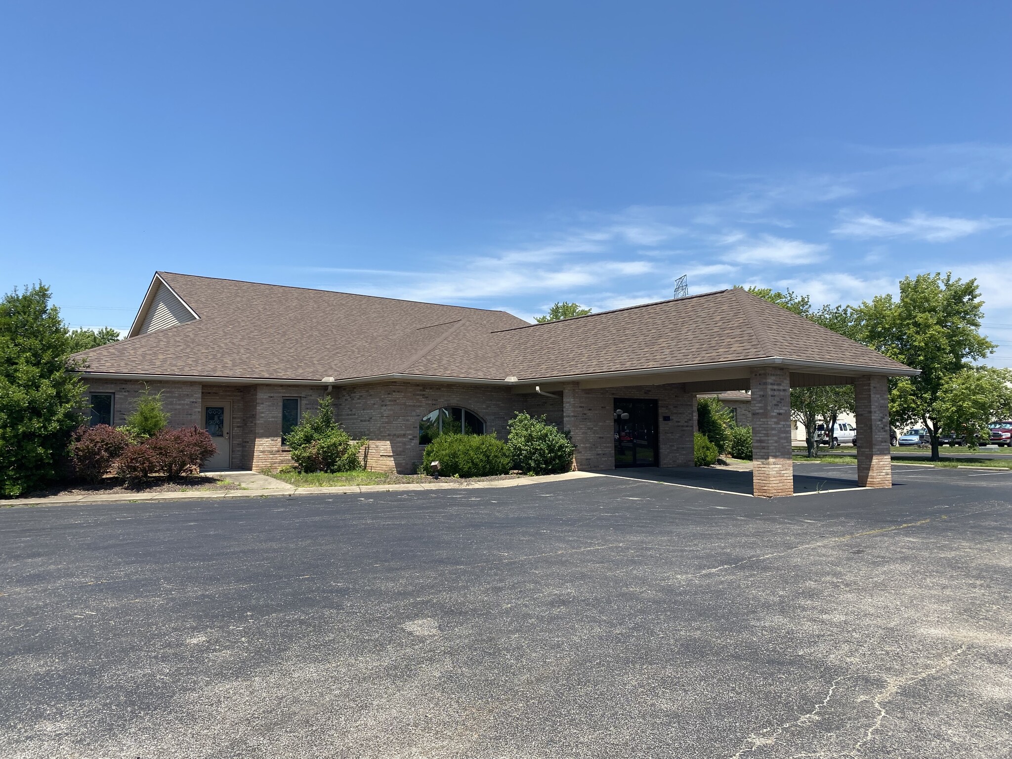 3524 N First Ave, Evansville, IN 47710 | LoopNet