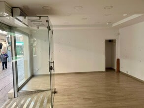 Retail in Calella, Barcelona for lease Interior Photo- Image 2 of 5