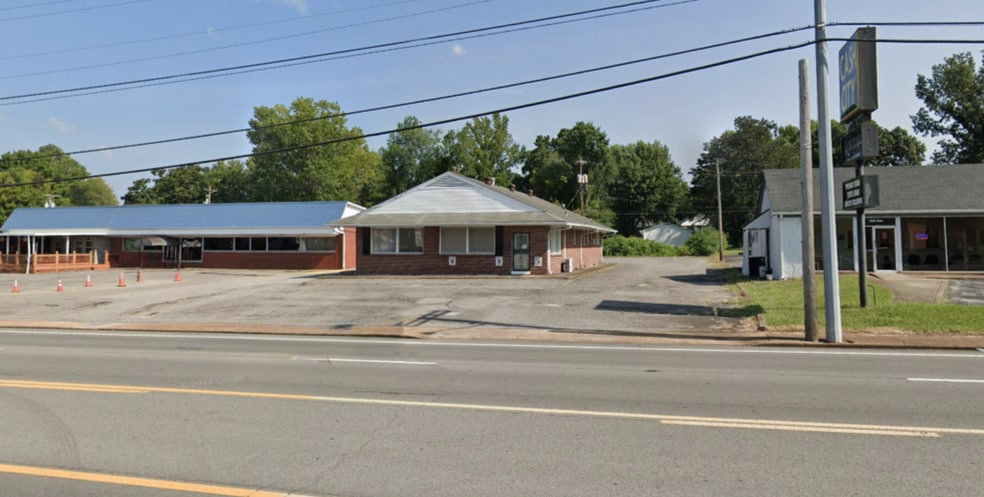 1983 Madison St, Clarksville, TN for lease - Building Photo - Image 1 of 2