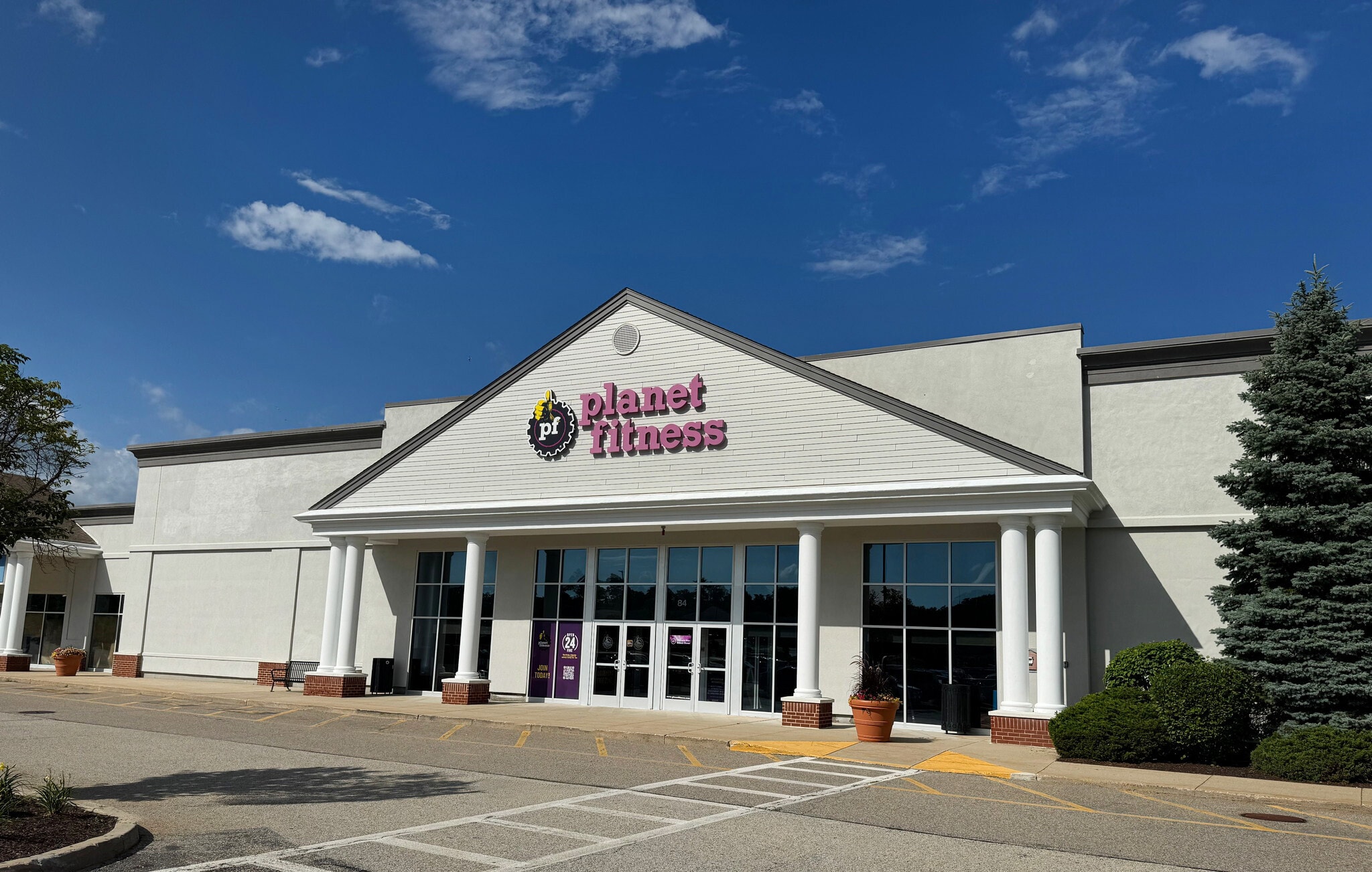 10-105 Long Pond Rd, Plymouth, MA for lease Building Photo- Image 1 of 14