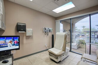 5750 W Thunderbird Rd, Glendale, AZ for sale Interior Photo- Image 1 of 4