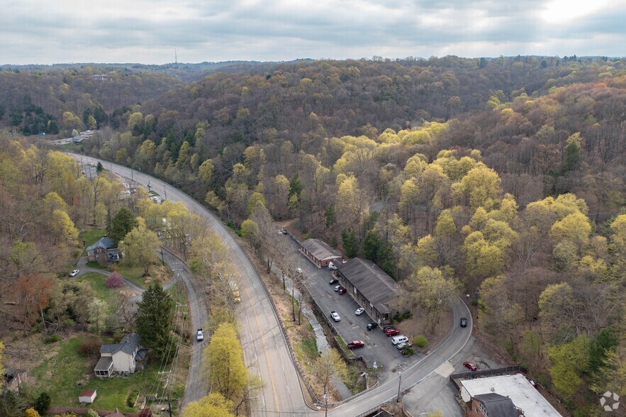 2661 Clearview Rd, Allison Park, PA for lease - Aerial - Image 2 of 4