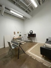 1757 N Kimball Ave, Chicago, IL for lease Interior Photo- Image 2 of 4