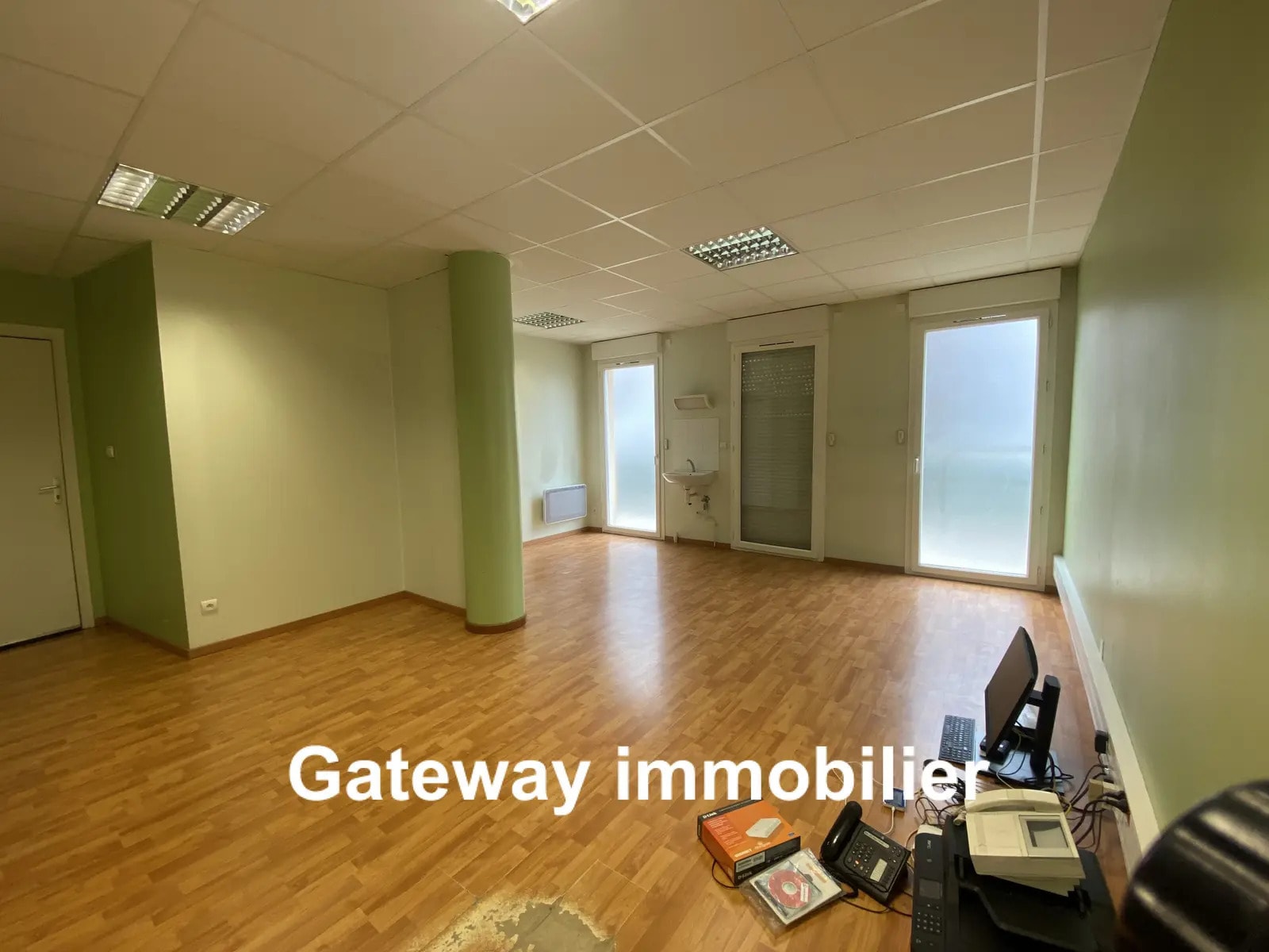 Industrial in Clermont-Ferrand for sale Building Photo- Image 1 of 12