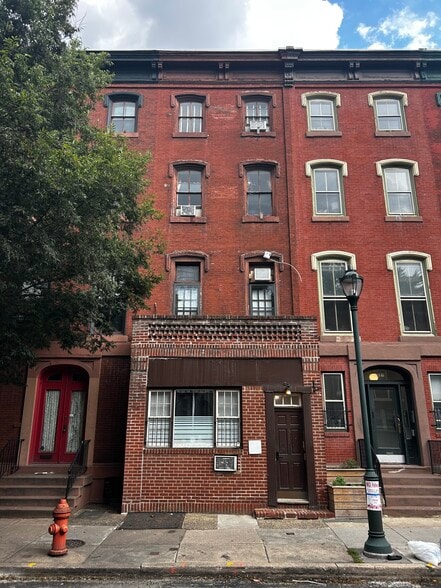 319 S 12th St, Philadelphia, PA for sale - Building Photo - Image 2 of 17