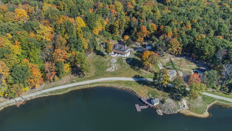 1 Brook Valley Ter, Kinnelon, NJ for sale - Building Photo - Image 2 of 19