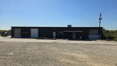 1801 Decker Dr, Baytown, TX for lease Building Photo- Image 1 of 8