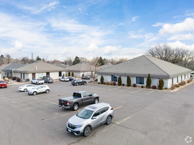 2020 Wadsworth Blvd, Lakewood, CO for lease - Primary Photo - Image 1 of 15
