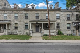 231 Brock St, Kingston ON - Convenience Store