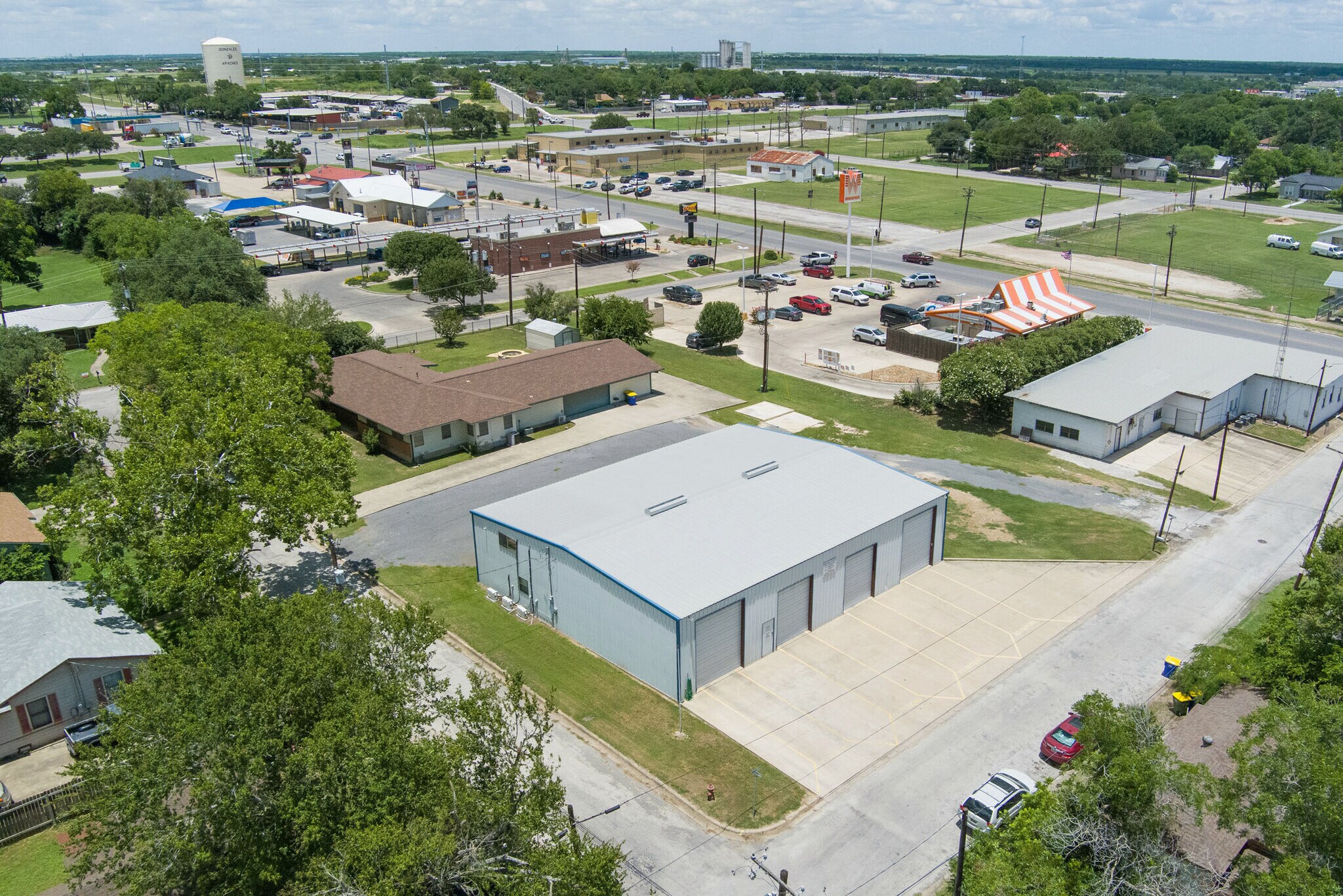 305 Qualls St, Gonzales, TX for sale Building Photo- Image 1 of 1