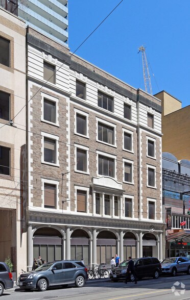 22 College St, Toronto, ON for lease - Building Photo - Image 2 of 2