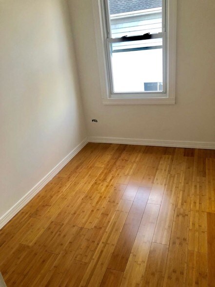 221 E Main St, Middletown, NY for sale - Primary Photo - Image 1 of 1