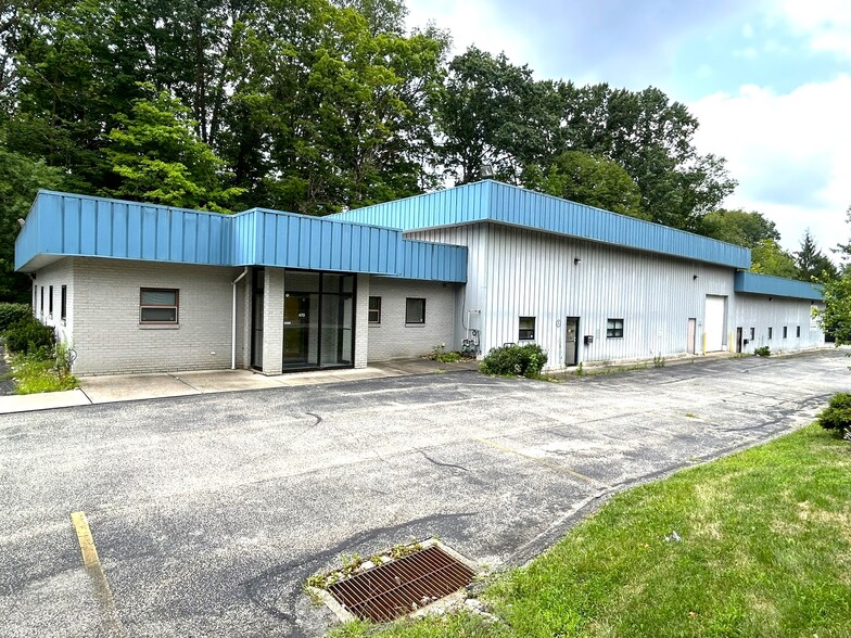 460-470 Old Frankstown Rd, Monroeville, PA for sale - Building Photo - Image 1 of 22