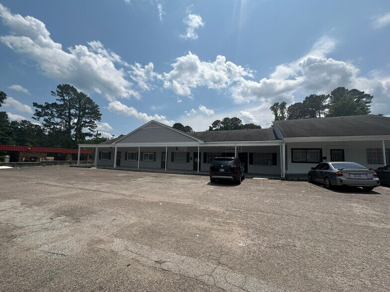 2228 Rosier Rd, Augusta, GA for lease - Building Photo - Image 1 of 22